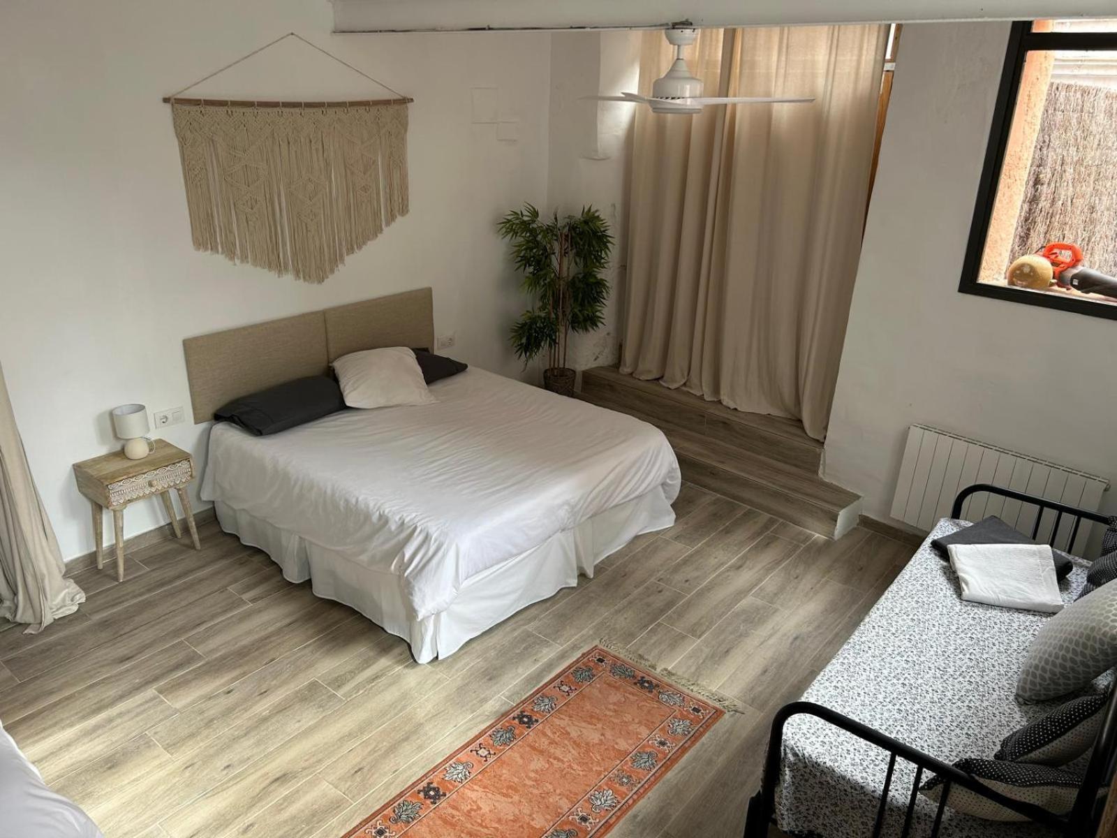 Costa Maresme, Barcelona ,Valentinos House & Pool Villa Vilassar De Dalt Екстериор снимка